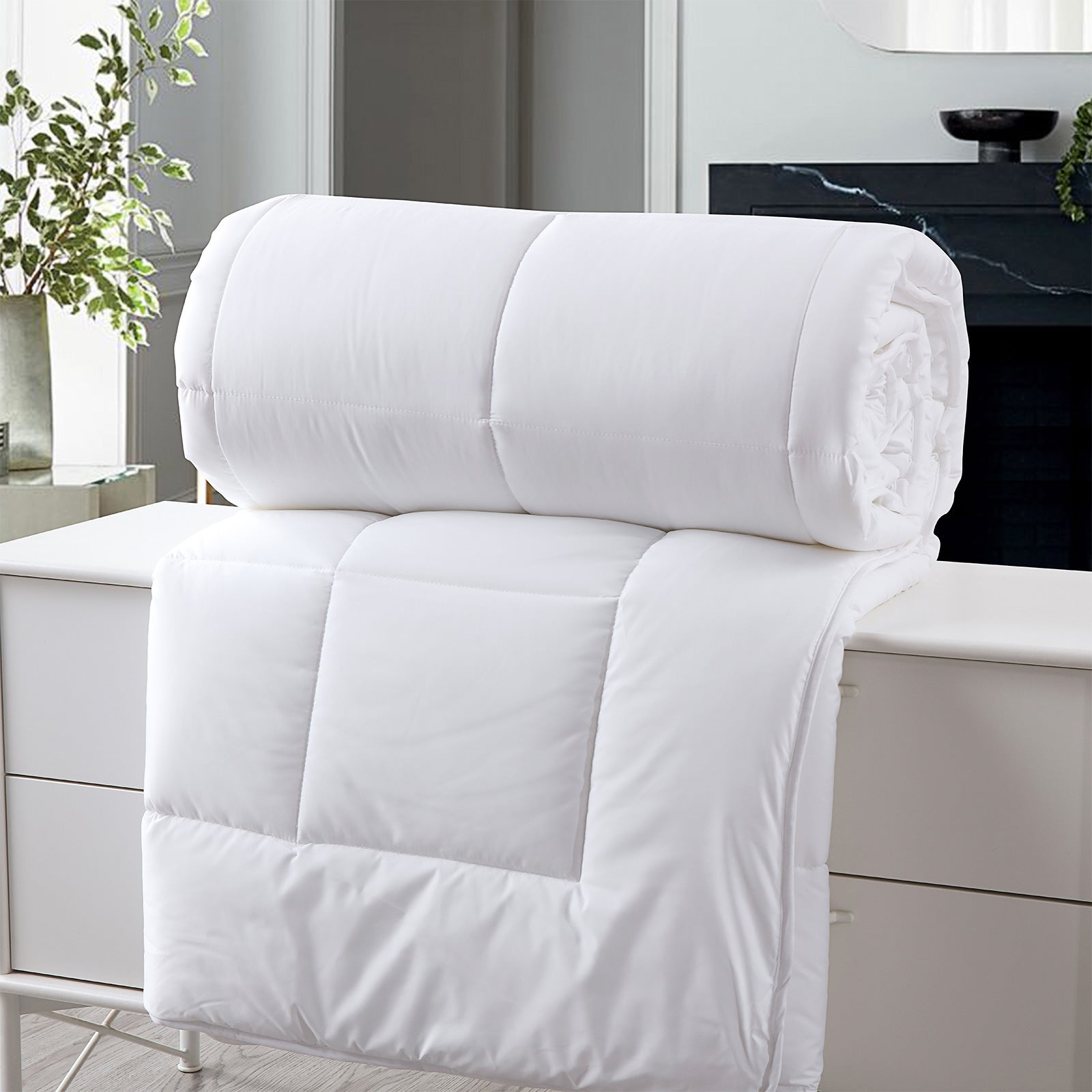 Deluxe 260GSM Eco-Silk Touch Quilt - Super King-1951134840908812291