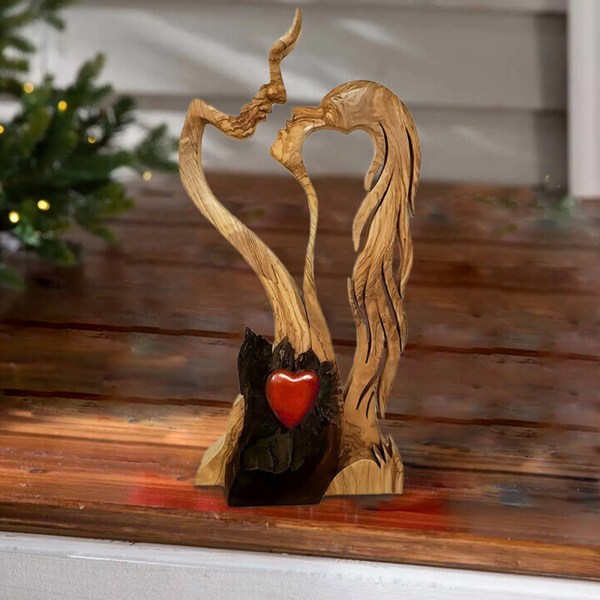 Romantic Abstract Statue Love Heart Kissing Couple Wooden Figures Sculpture
