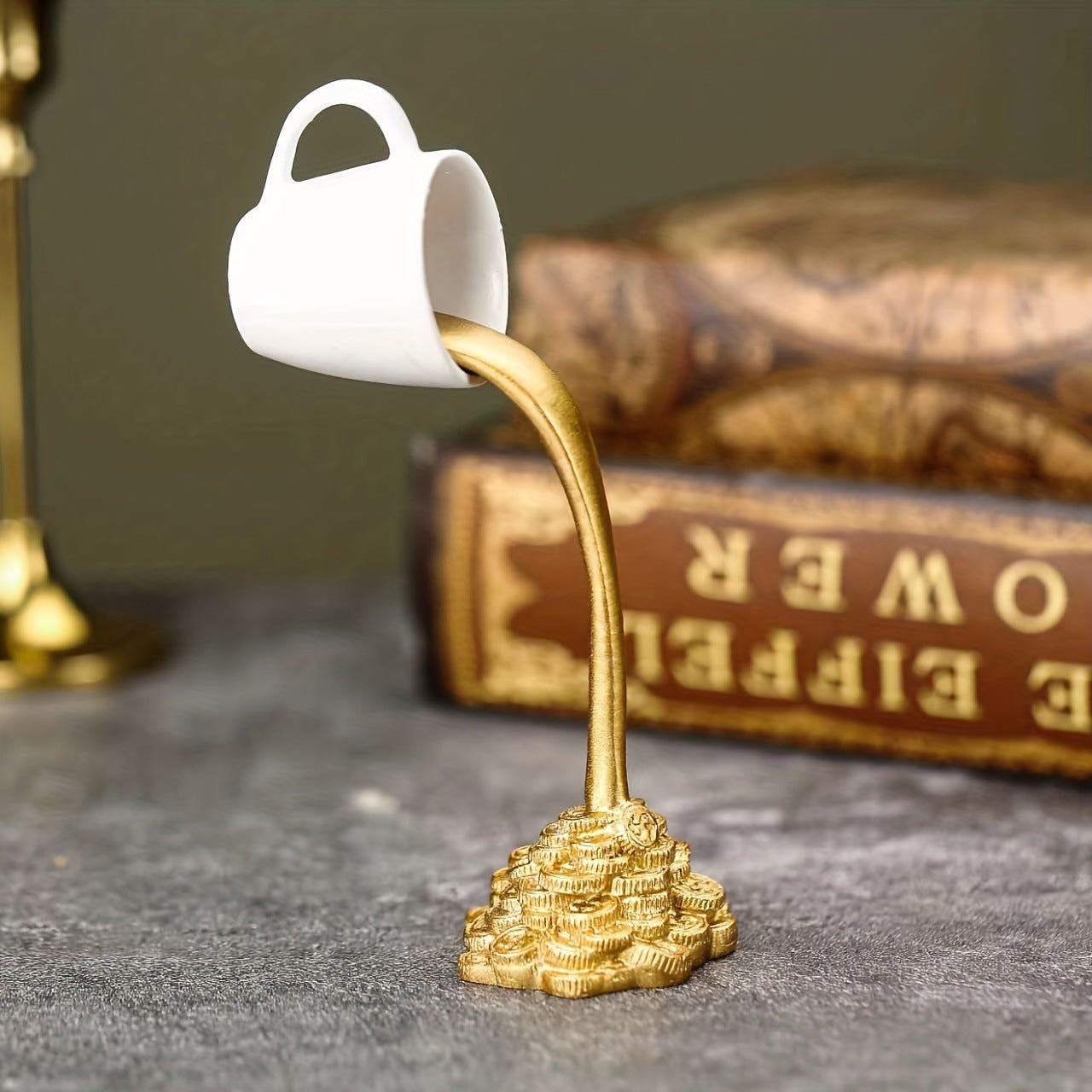 2 Pcs Glod Cup With Golden Spill