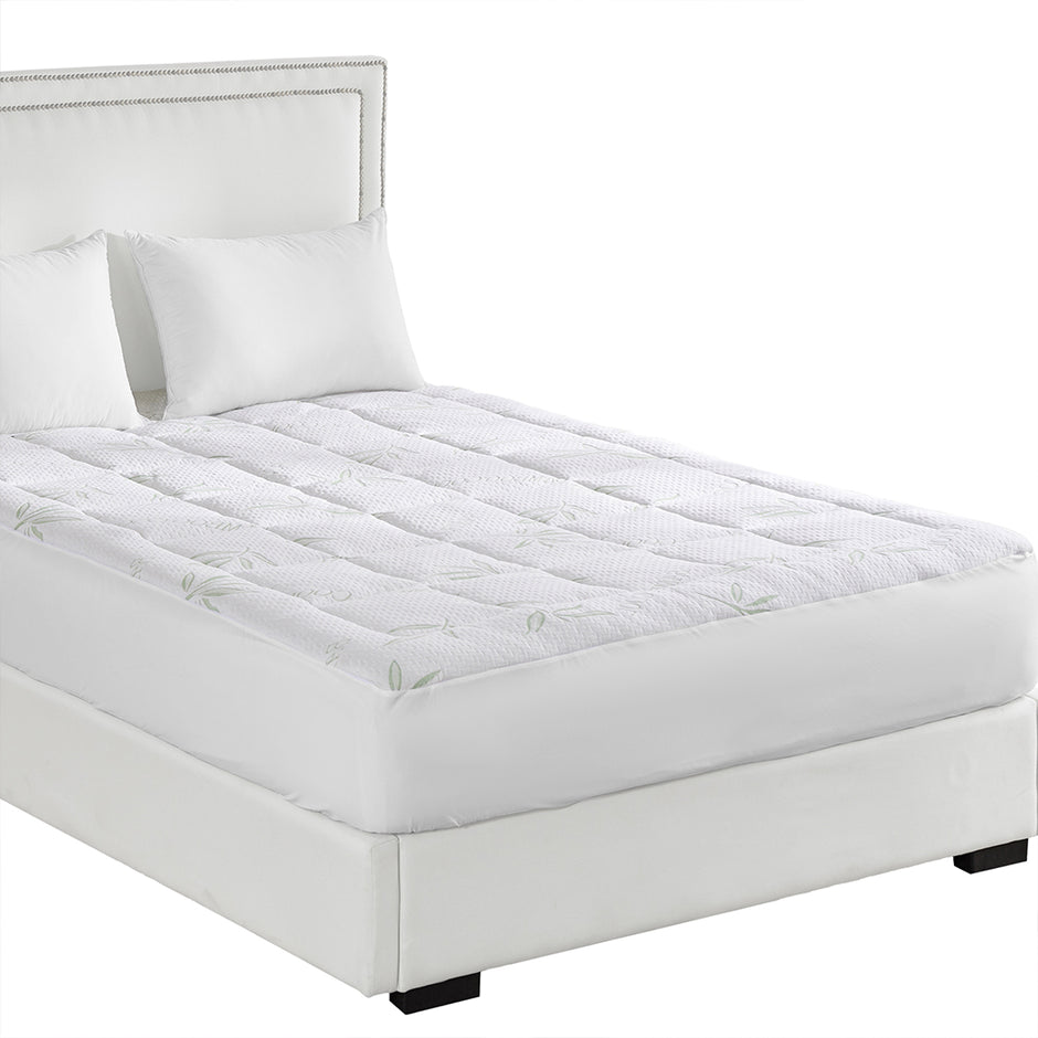 Dreamz Bamboo Pillowtop Mattress Topper Queen-2018816779798843392